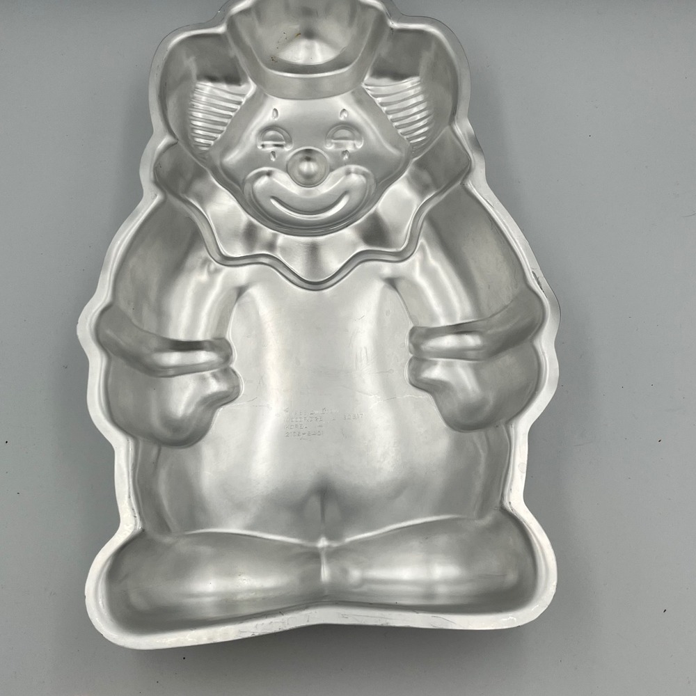 1986 Wilton Clown Cake Pan Aluminum Metal Baking Mold Vintage Kitchenware Korea